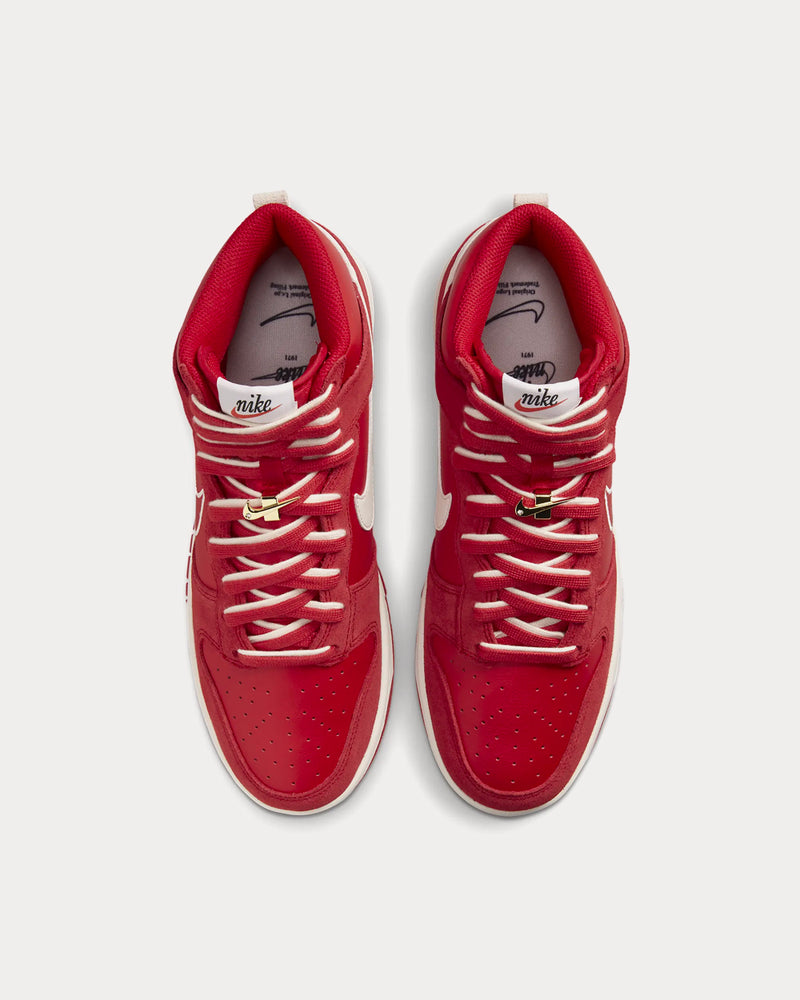 Nike Dunk High SE University Red / Sail High Top Sneakers - 3