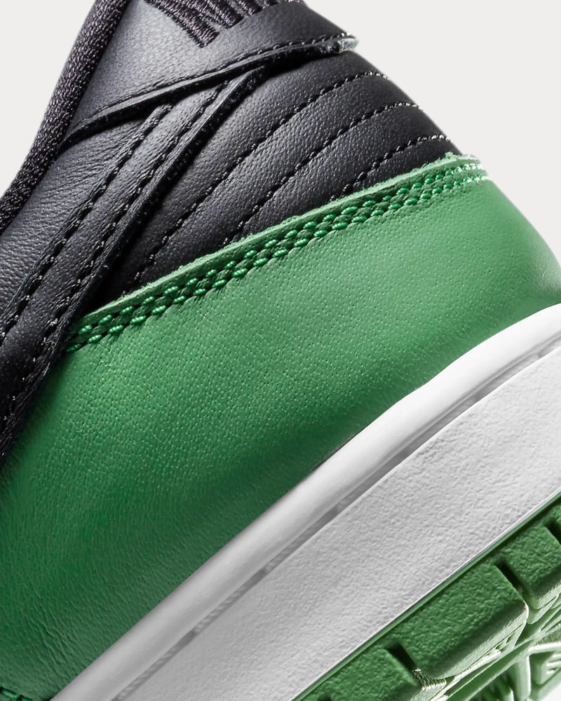 Nike SB Dunk Low Pro Classic Green / White / Black Low Top Sneakers - 6