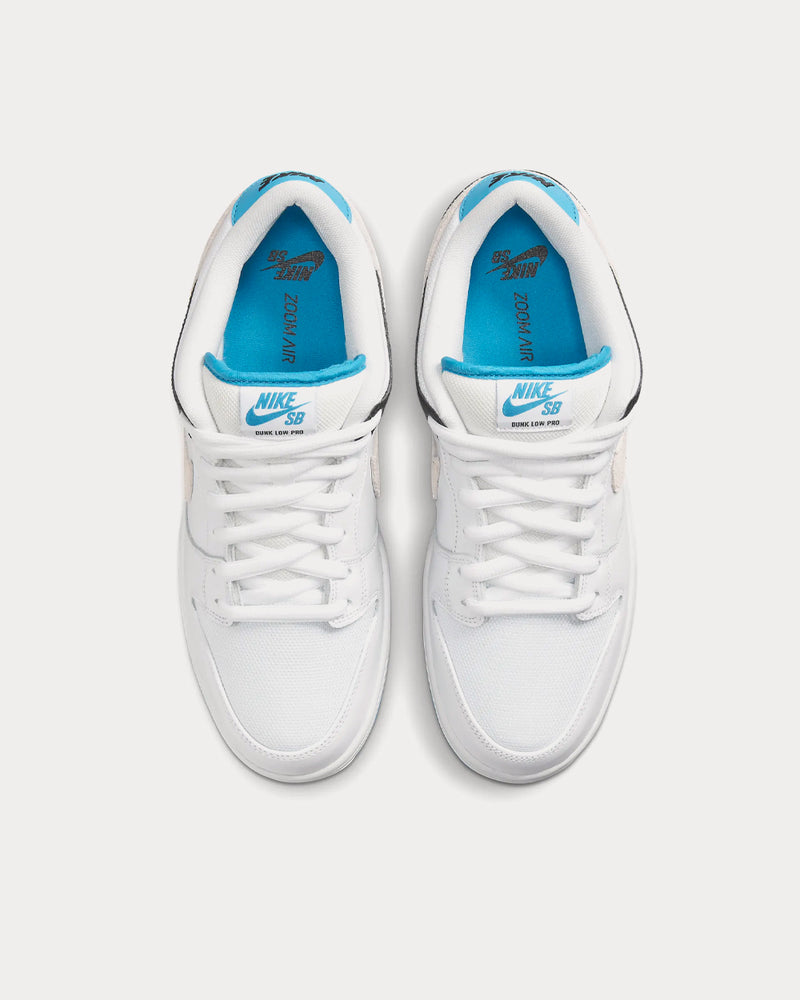 dunks laser blue