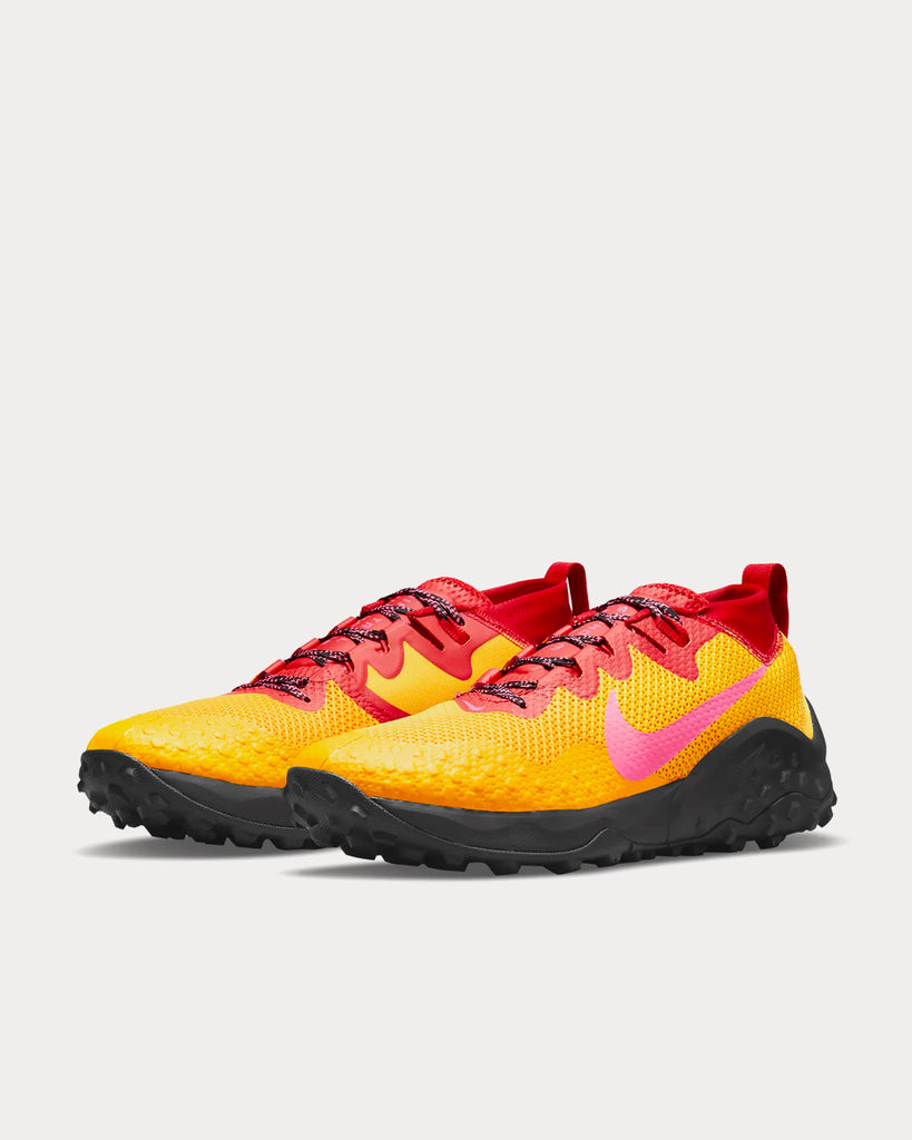 Nike zoom pegasus 36 trail gtx university gold black  and  red hot sale