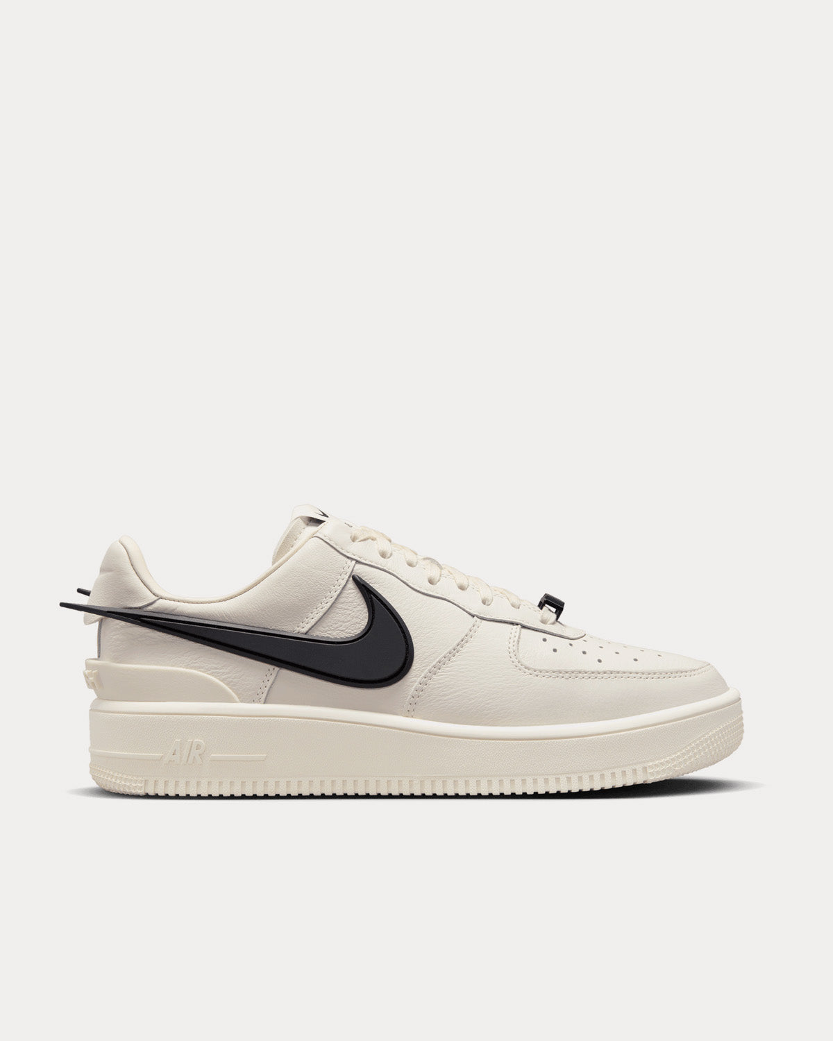 black air forces low top