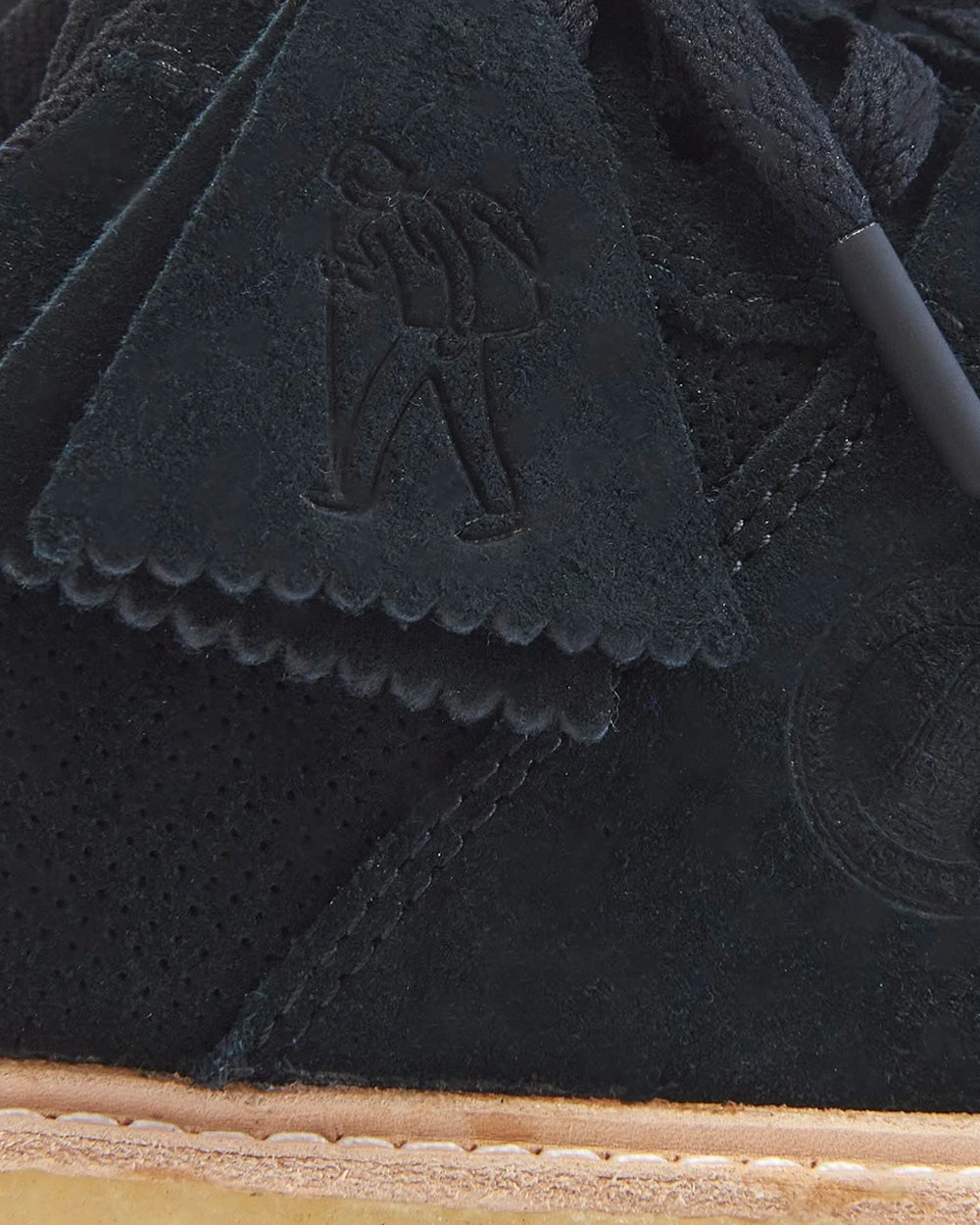 Clarks x Kith - Sandford Suede Black Low Top Sneakers