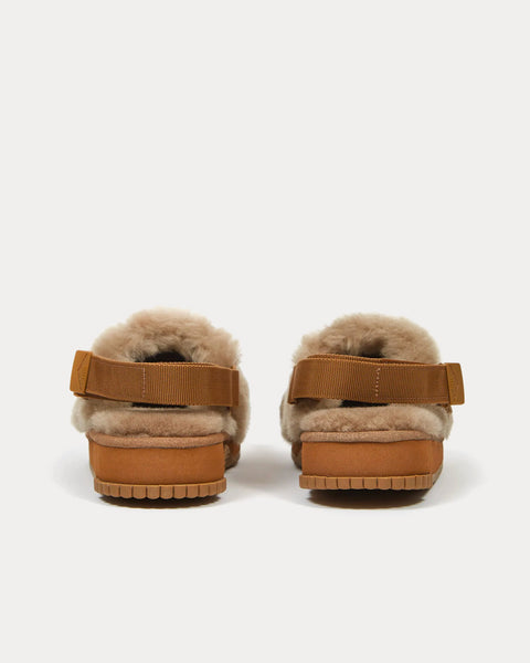 Snug Clog Mouton Dark Beige Slip Ons