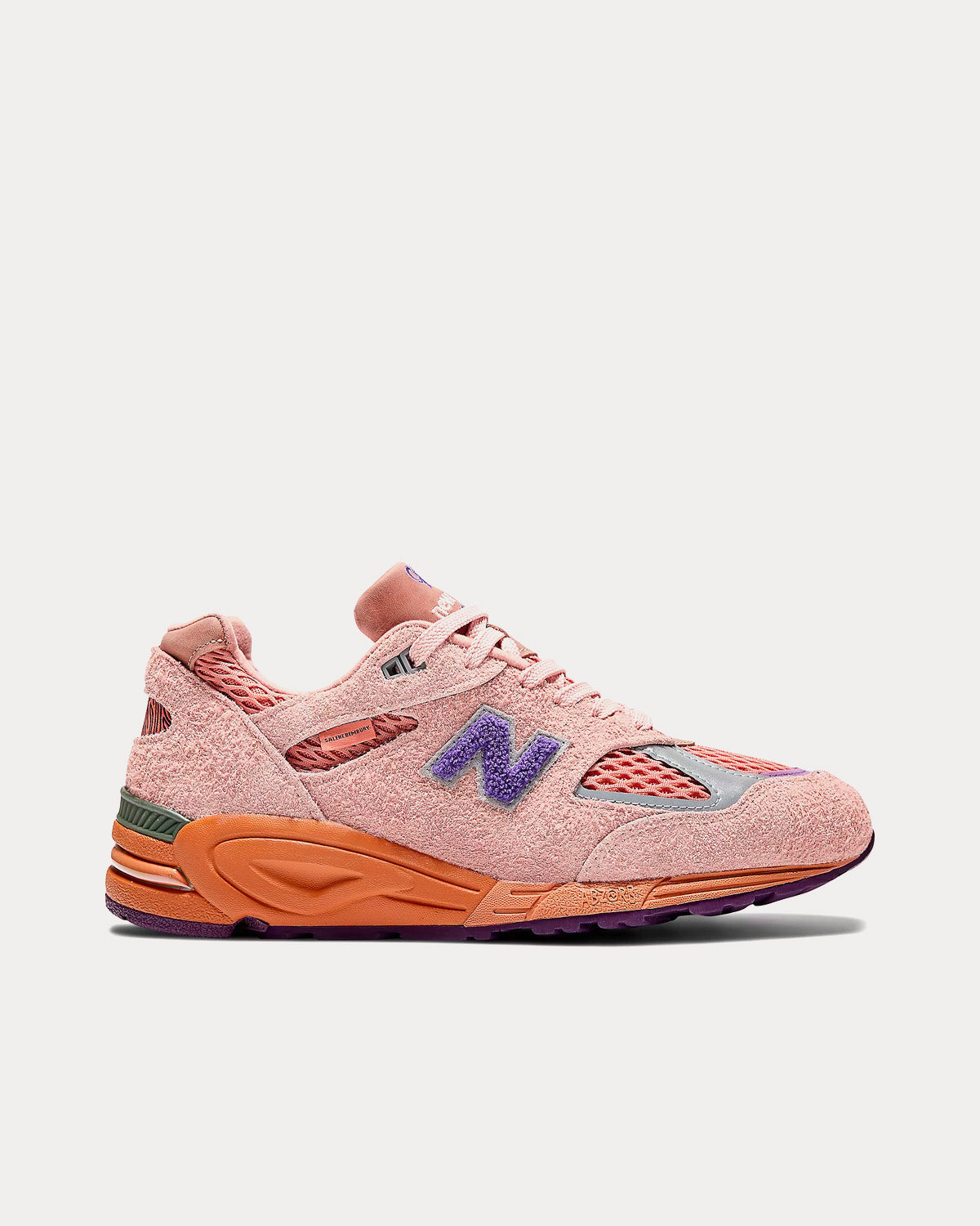 New Balance x Salehe Bembury MADE in USA 990v2 Misty Rose with 