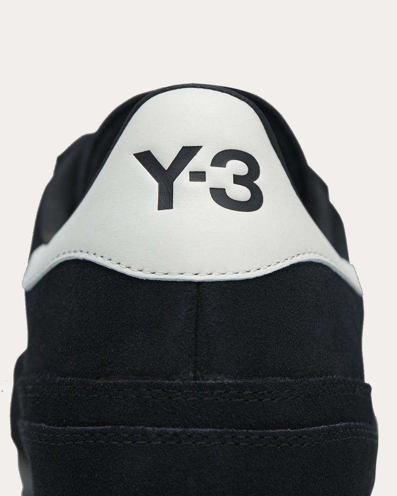 Y-3 Gazelle Black / Black / Core White Low Top Sneakers - 5