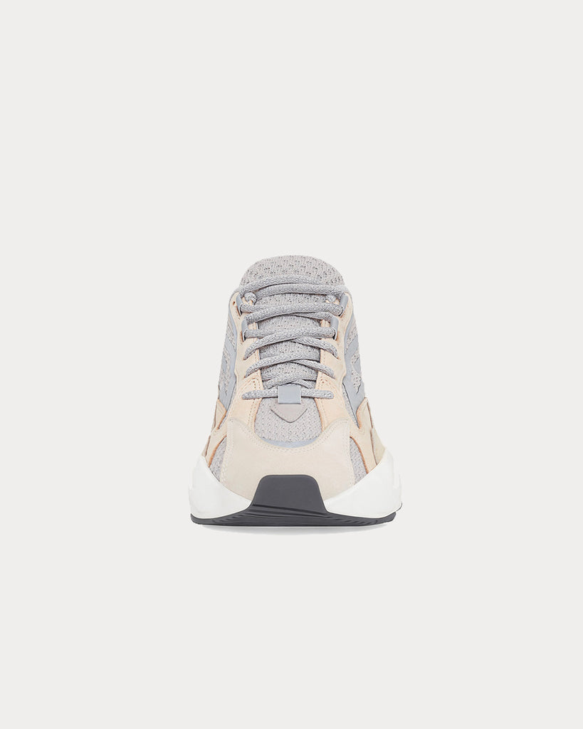 High top yeezy 700 top