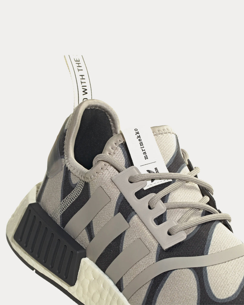 Adidas nmd r1 off sale white black