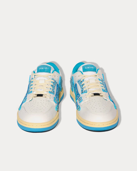 スニーカー AMIRI BLUE AND WHITE LEATHER BANDANA SKEL LOW TOP SNEAKERS Amiri Bandana Skel Low Top Sneaker in White & Blue | FWRD