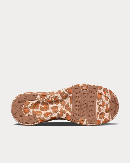 Athletic Propulsion Labs Techloom Wave Warm Silk / Leopard Running Shoes - 4