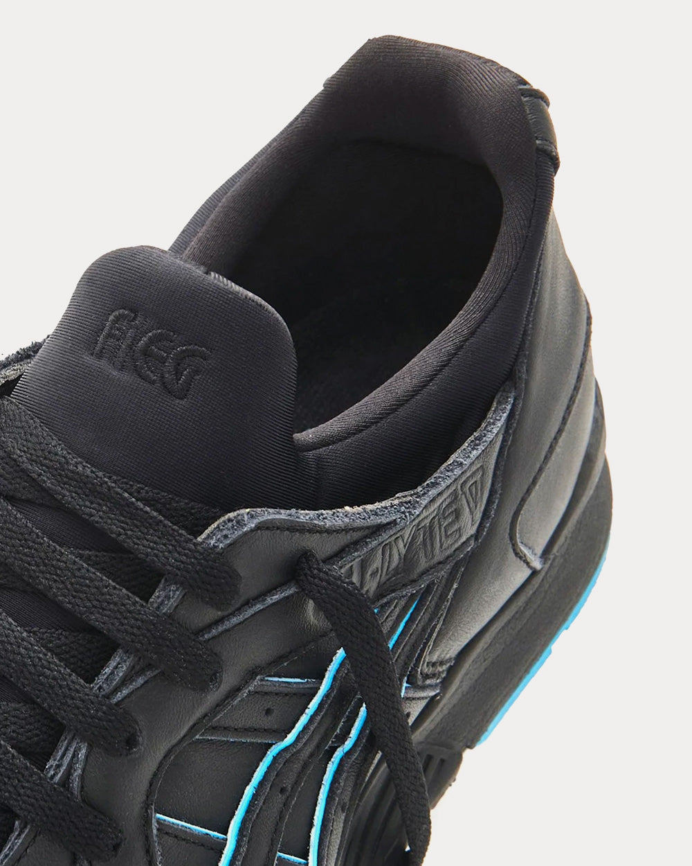 Asics x Kith - Gel-Lyte V Leatherback Black Low Top Sneakers