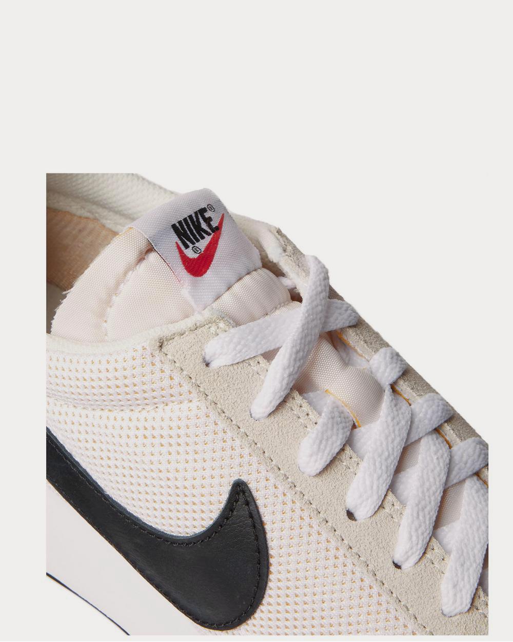 Nike air tailwind white store
