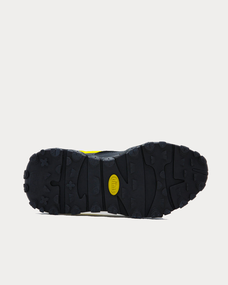 Clints Inc Unisex Sting Black / Electric Yellow Low Top
