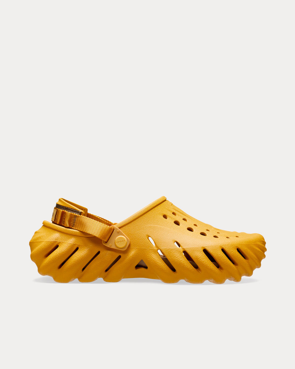 Crocs Unisex Echo Clog Desert Sand Slip Ons