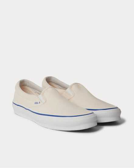 Vans OG Classic LX Canvas Slip-On  White slip on sneakers - 2