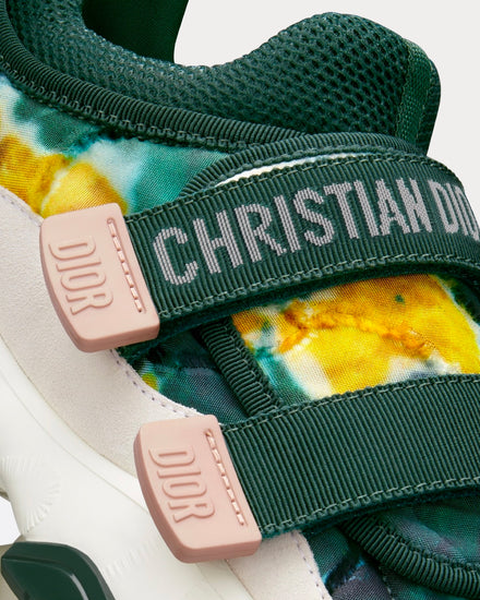 スニーカー D-Wander Camouflage Techno Fabric Sneakers Dior D-Wander Camouflage Techno Fabric Sneakers - Runway Catalog
