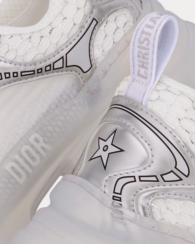 【ポロシャツと合わせても♪】DIOR Vibe スコート Dior Women's Vibe White Mesh and Silver-Tone Leather Low Top