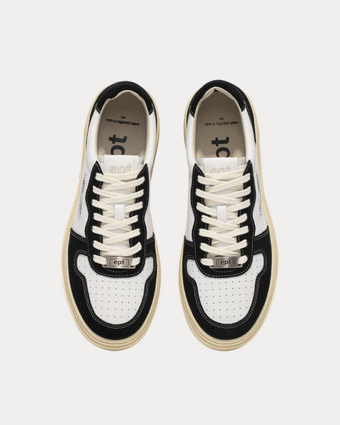 Court Black / White Low Top Sneakers