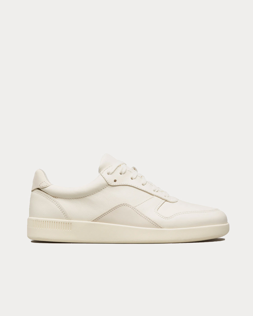 Everlane - Court Off-White / Fog Low Top Sneakers