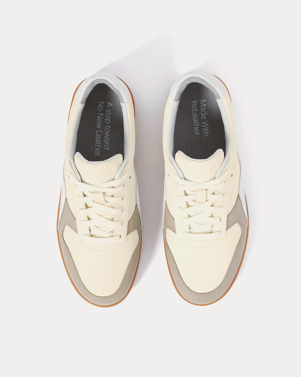 Everlane - The ReLeather Court Off-White / Light Grey Low Top Sneakers
