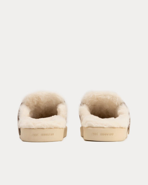 2022 a/w AUE003-002 Beige Slip On Sneakers