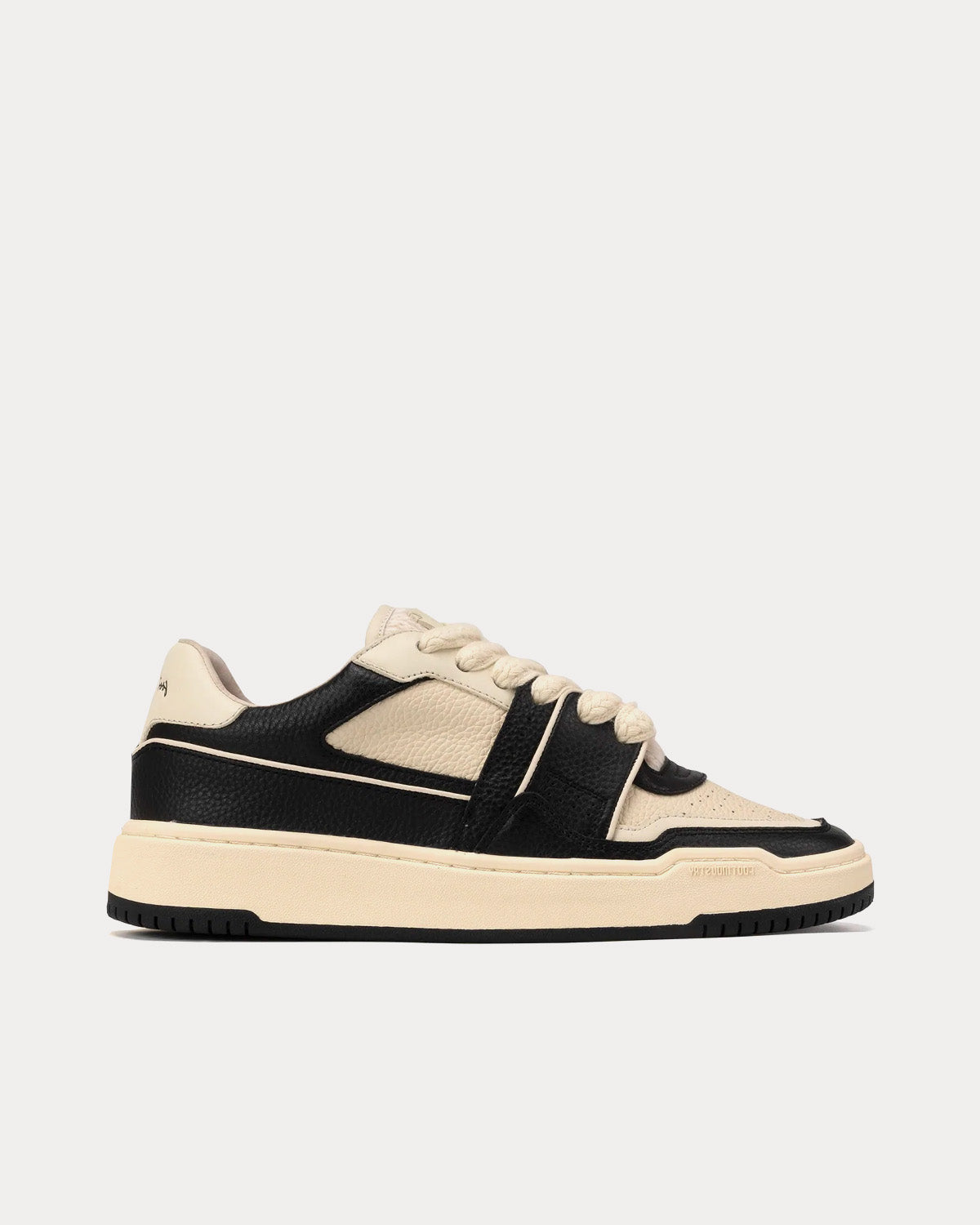 Foot Industry - 2023 s/s AUA405-004 Off-White / Black Low Top Sneakers