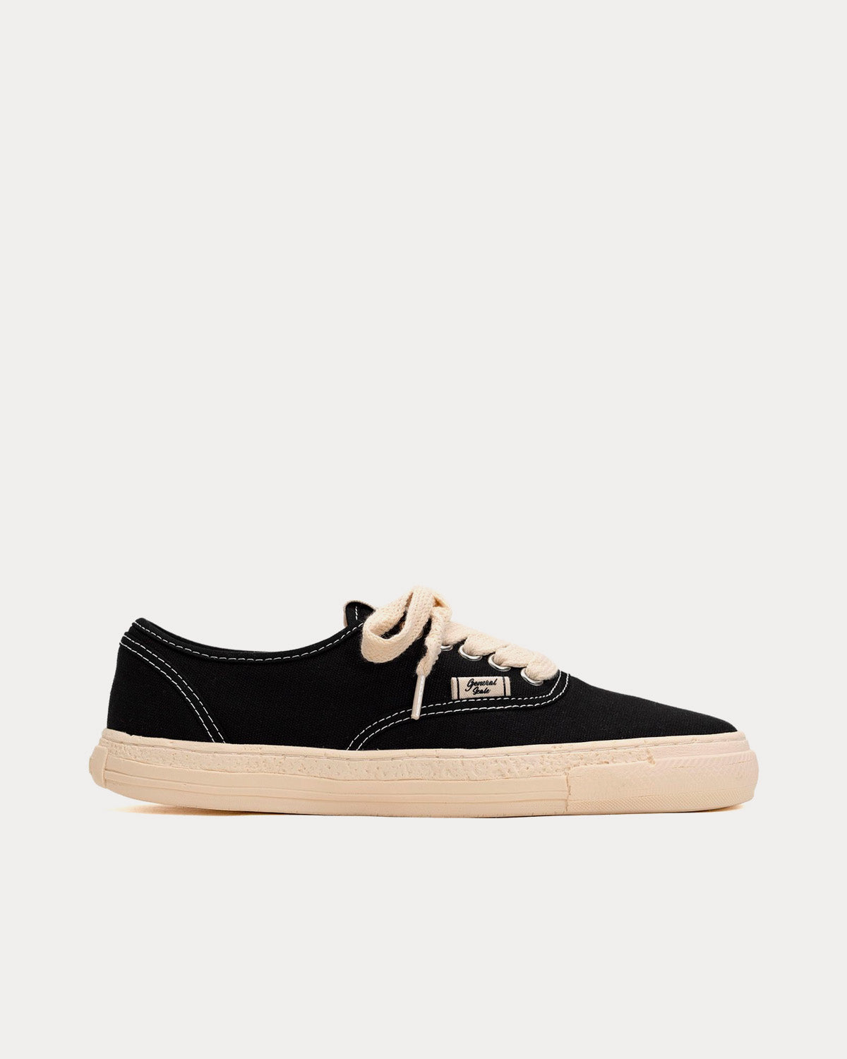 General Scale By Maison Mihara Yasuhiro - Past Sole 5 Canvas Black Low Top Sneakers