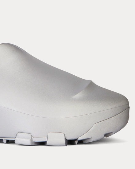 Givenchy Monumental Mallow Reflective Rubber Silvery Slip On Sneakers - 7