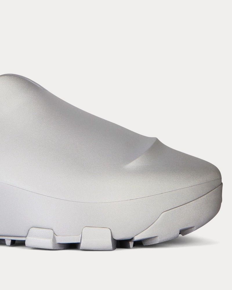 Givenchy Monumental Mallow Reflective Rubber Silvery Slip On Sneakers - 7