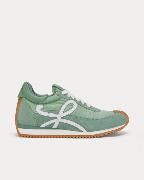 Flow Runner in Suede & Nylon Light Green Low Top Sneakers