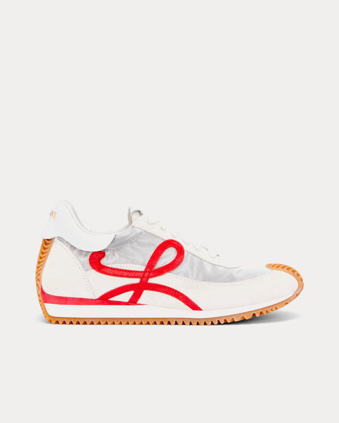 Flow Runner in Technical Mesh & Suede Silver / White / Red Low Top Sneakers