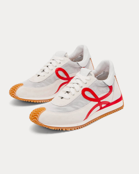 Flow Runner in Technical Mesh & Suede Silver / White / Red Low Top Sneakers