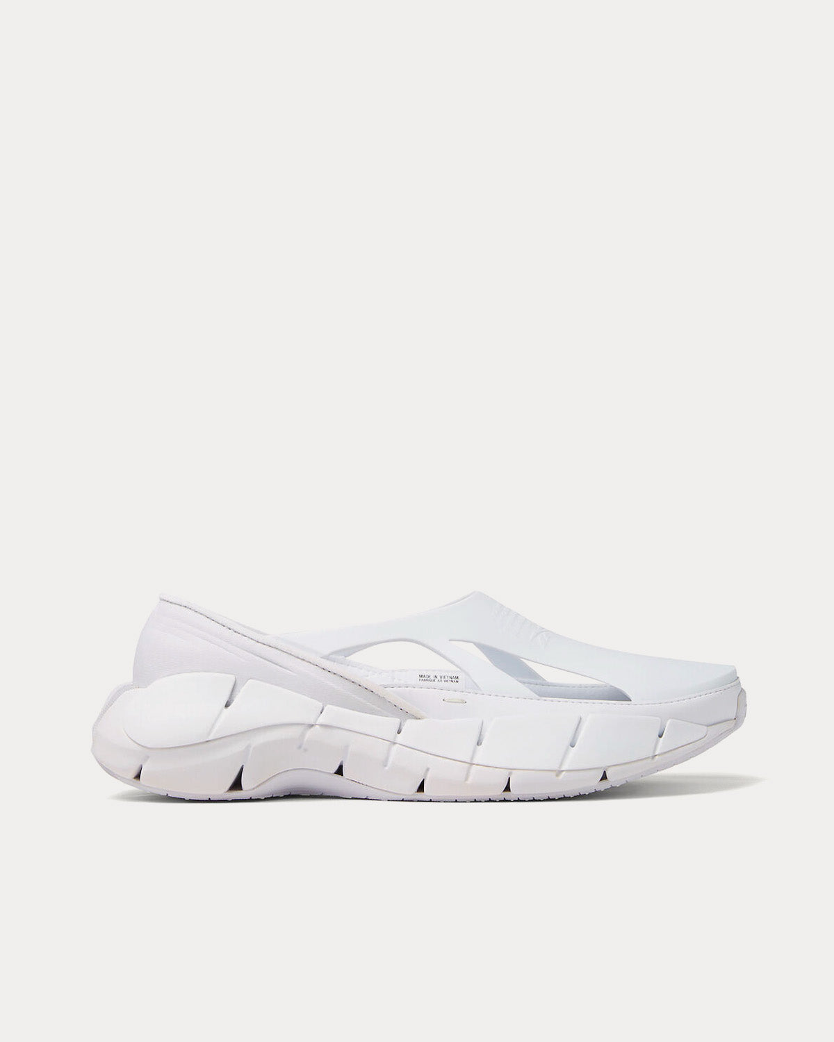 size 12 Maison Margiela Reebok White Croafer Slip On Cut Out Project 0 CR Maison Margiela × Reebok 10 Maison Margiela Reebok Black  main image 2
