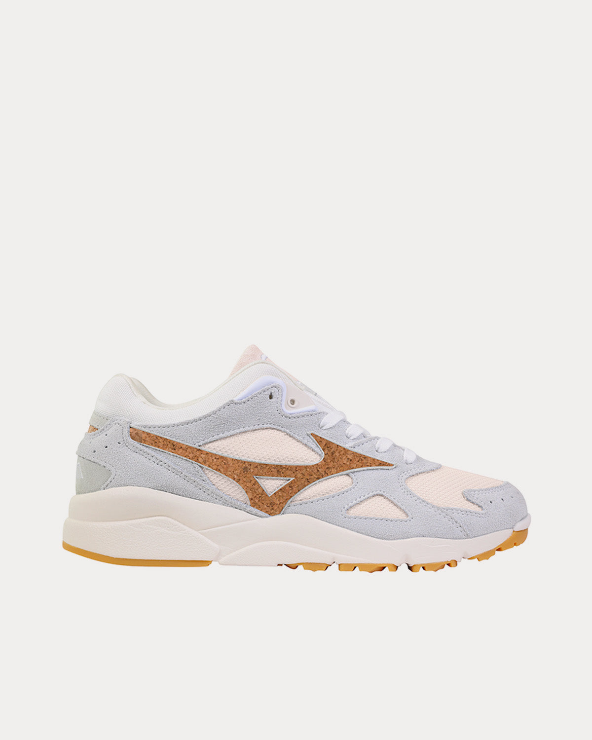 Sky Medal Undyed Low Top Sneakers