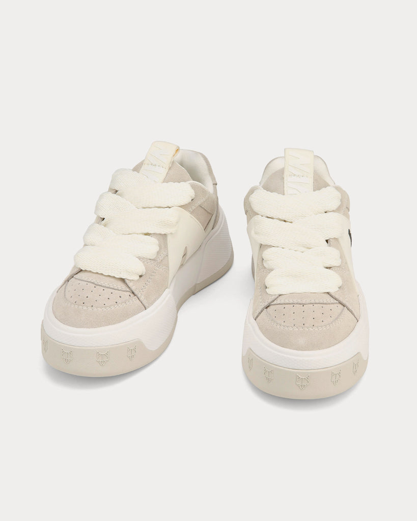 Sneaker naked hotsell