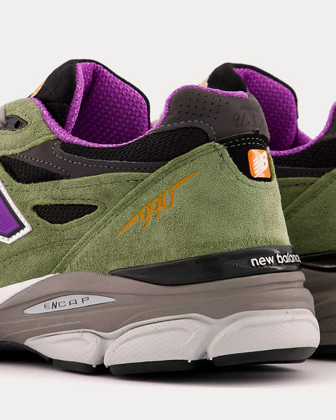 MADE in USA 990v3 Olive leaf with black Low Top Sneakers