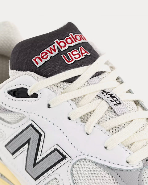 New Balance MADE in USA 990v3 Sea Salt with Rain Cloud Low Top 