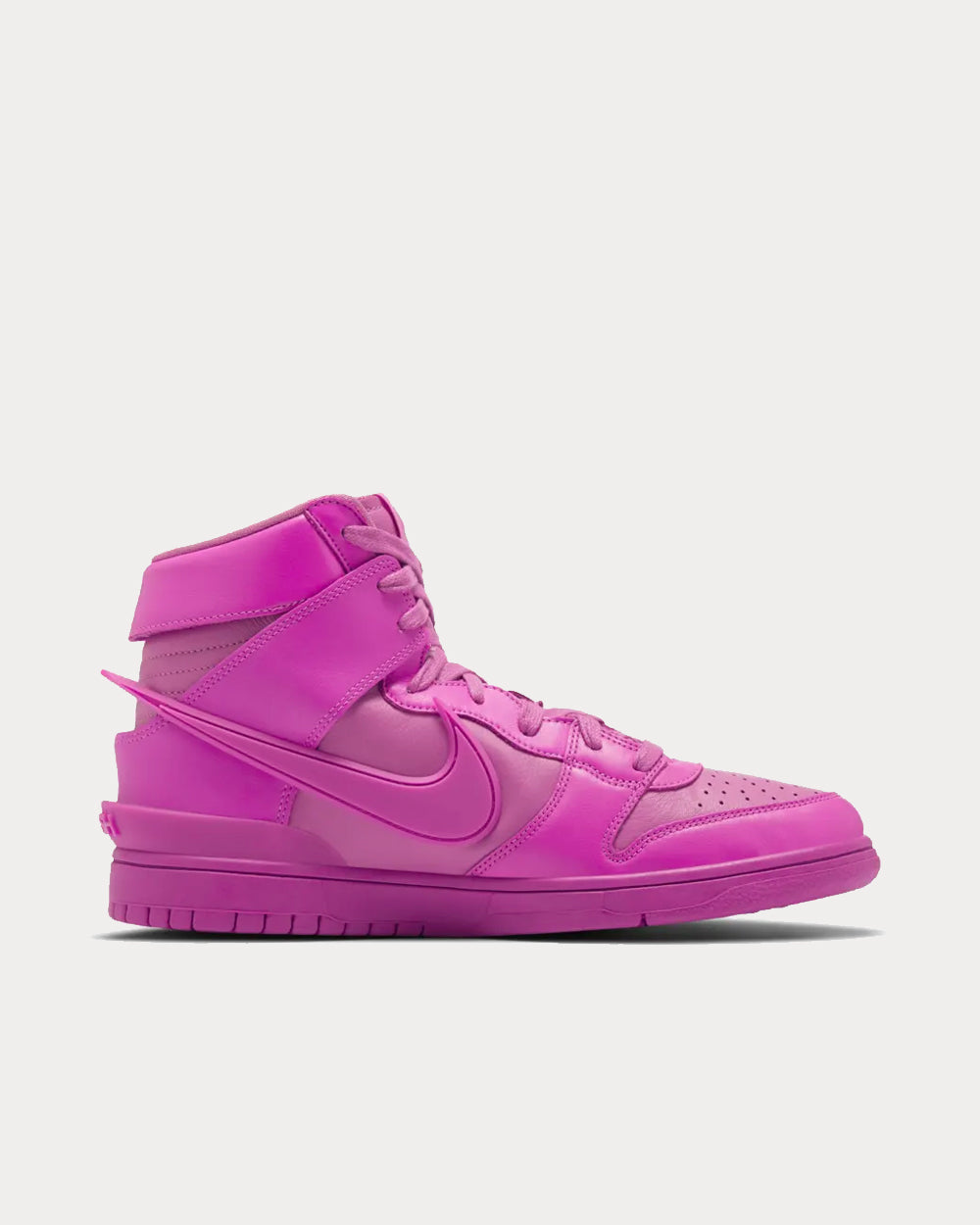 nike-DunkHighxAMBUSH-1.jpg