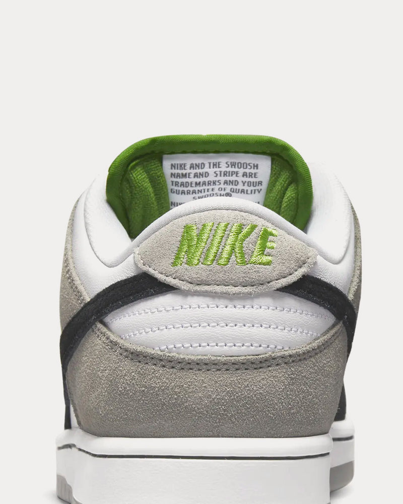 ★関税込★Nike★SB DUNK LOW CHLOROPHYLL★23-30cm★ Nike Dunk Low AS Safari Swoosh Chlorophyll Men's - DR0156
