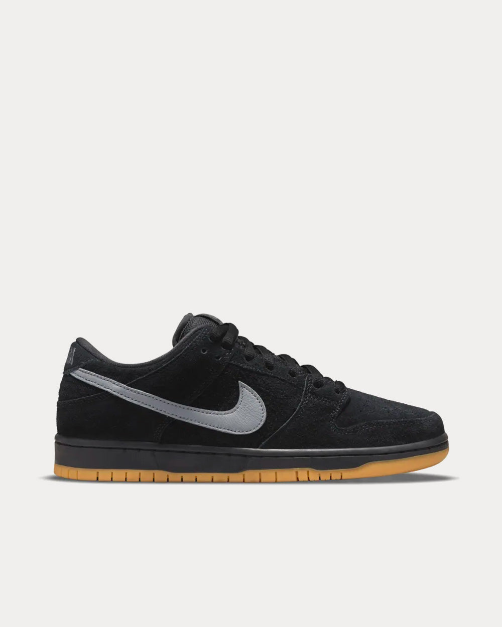 Nike SB Dunk Low Pro Black Low Top - in Peace