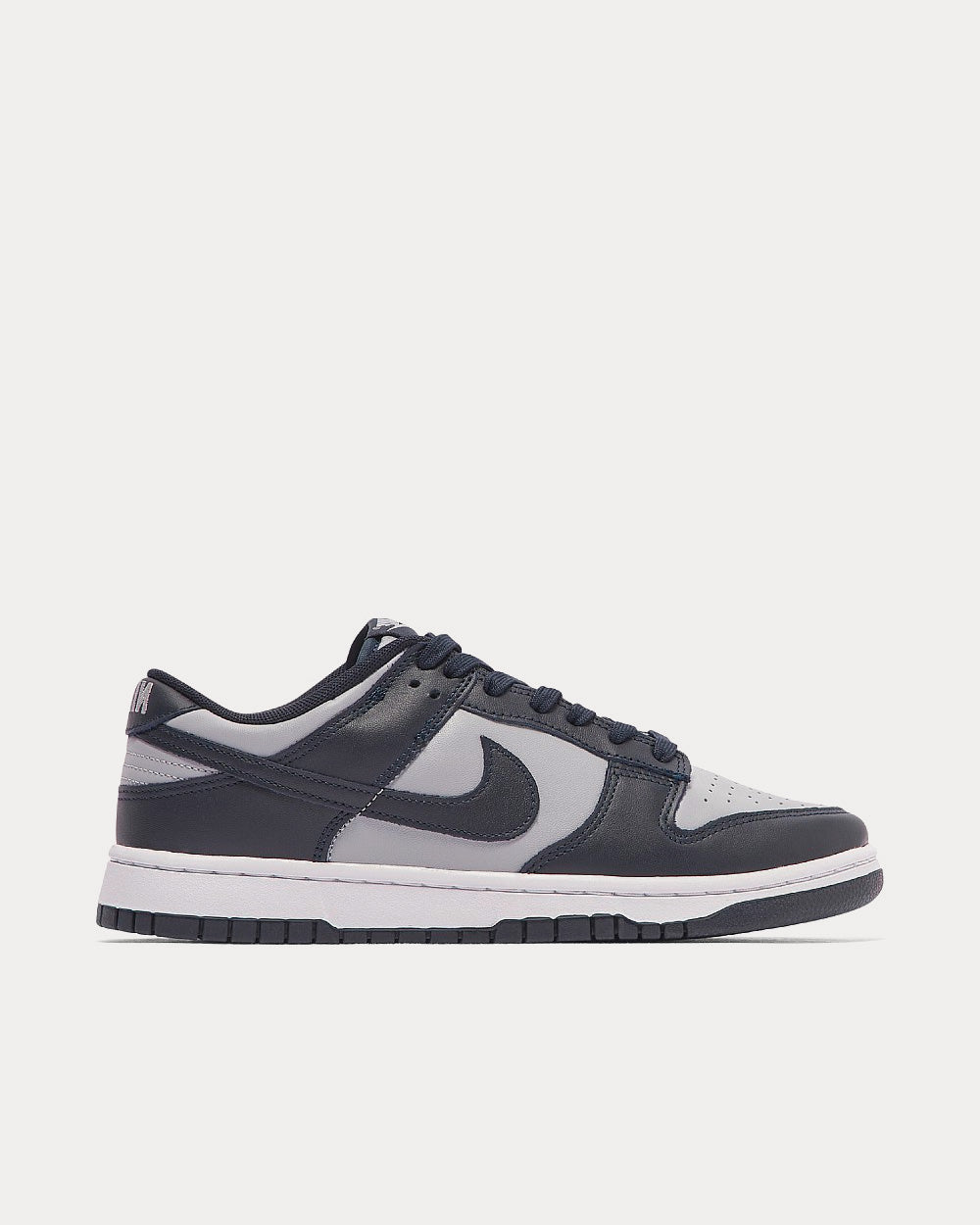 Nike Men's Dunk Low Retro Wolf Grey / Dark Obsidian / Total