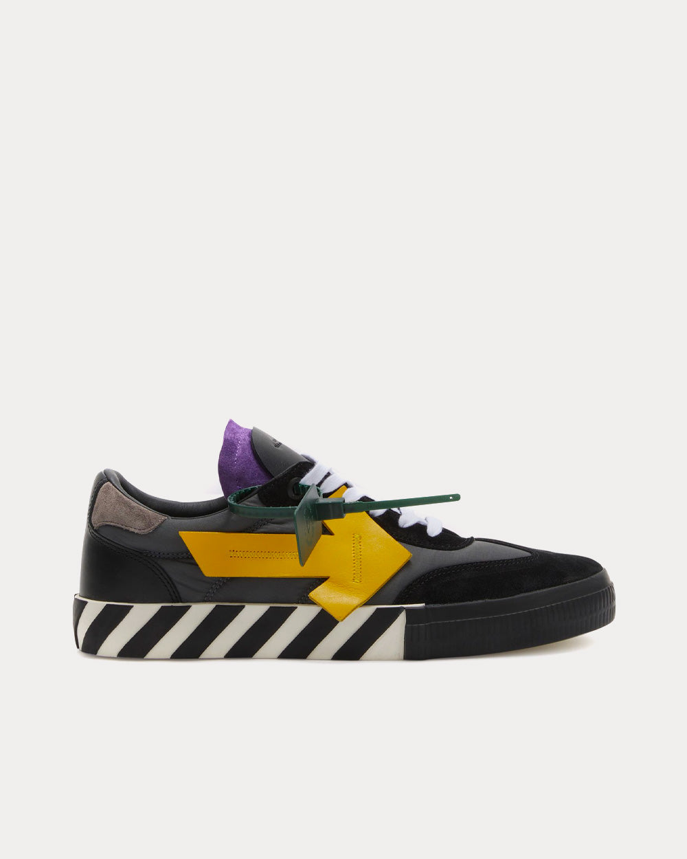 Off-White New Low Vulcanized Black / Top - Sneak in