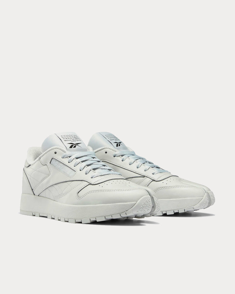 Reebok X Maison Margiela Classic Leather Tabi Pure Grey Low Top Sneakers - 2