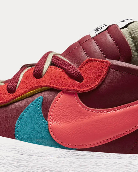 Nike x Sacai x KAWS Blazer Low Team Red Low Top Sneakers - 6