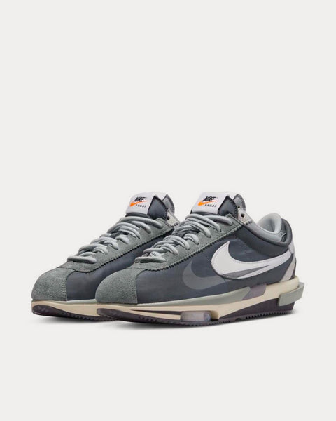 Sterkte maart oplichter Nike x sacai Zoom Cortez Iron Grey Low Top Sneakers - Sneak in Peace