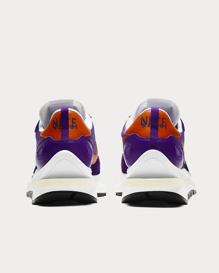 Nike x Sacai VaporWaffle Dark Iris / Campire Orange Low Top Sneakers - 3