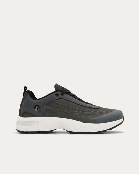 S0303 Black Low Top Sneakers