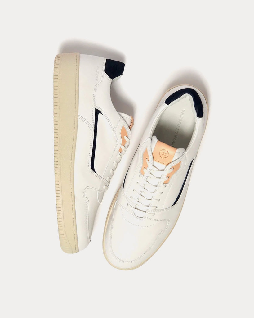 Uniform discount standard sneakers