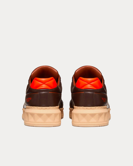 Valentino One Stud Fondant / Ivory Low Top Sneakers - 4