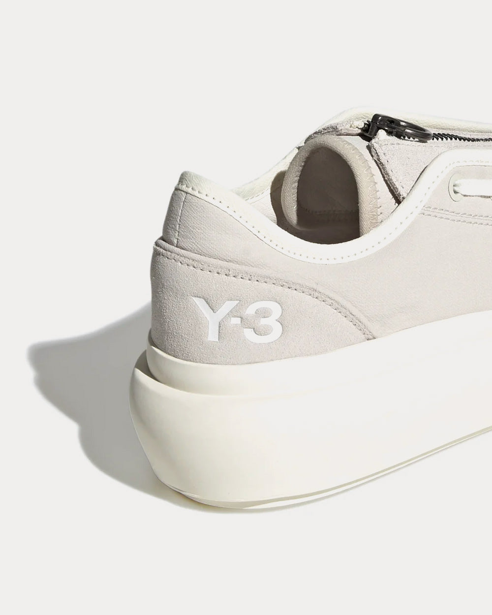 Y 3 Ajatu Court Bliss Off White Core White Low Top Sneakers Sneak in Peace