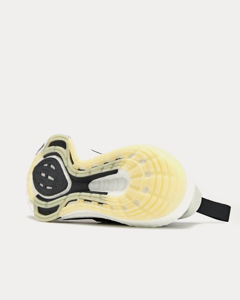 Y-3 Ultraboost 22 Black / Core White / Chalk Pearl Running Shoes - 3